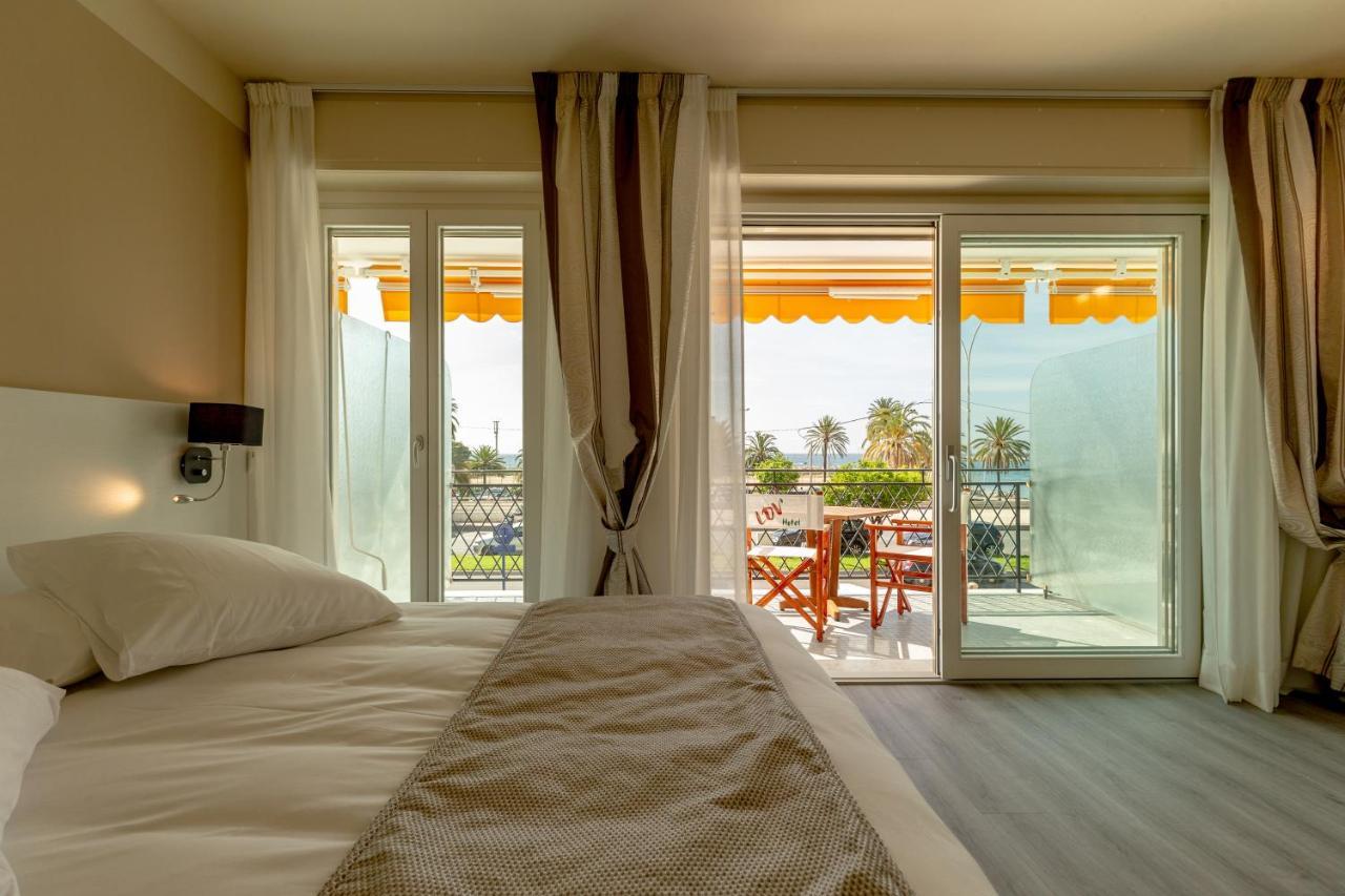 La Dolce Vita Hotel Ментона Экстерьер фото